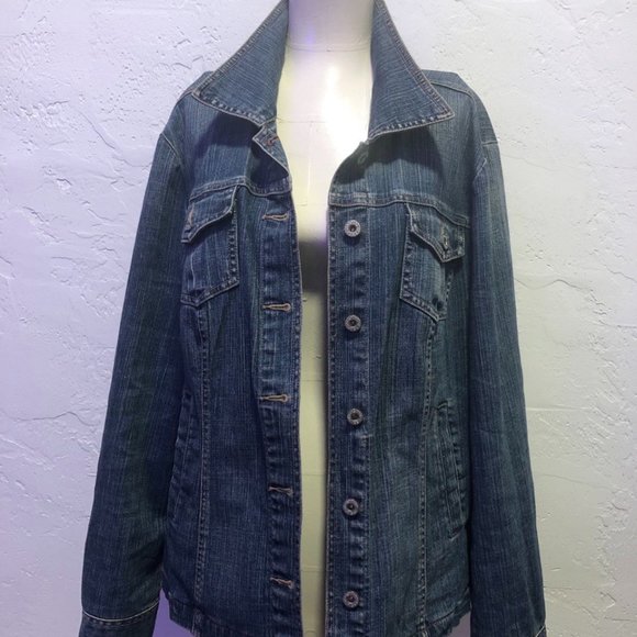 Tommy Hilfiger Jackets & Blazers - Classic Jean jacket size XL